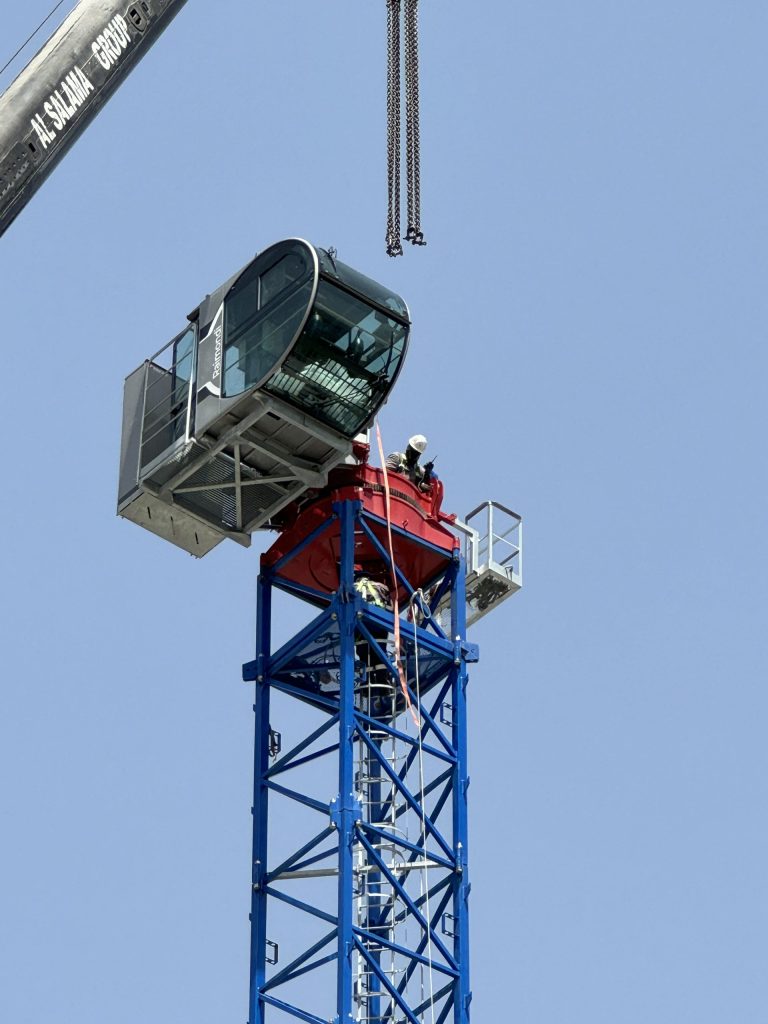 Three Raimondi MRT159 Flat-Top Tower Cranes For The Construction Of New Dubai High Rise 