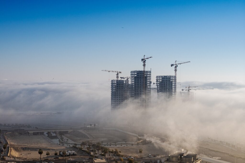 Department Of Municipalities And Transport Announces New Guidelines For Construction Signboards In Abu Dhabi